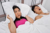 Oái oăm ly thân chỉ vì chồng... ngủ ngáy như sấm Oái oăm ly thân chỉ vì chồng... ngủ ngáy như sấm