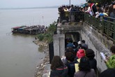 Đề nghị Bộ Công an vào cuộc điều tra nghi vấn phóng sinh cá có hại xuống sông Hồng Đề nghị Bộ Công an vào cuộc điều tra nghi vấn phóng sinh cá có hại xuống sông Hồng