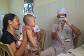 Bố mẹ chủ quan, con mắc ho gà dễ gặp biến chứng nặng Bố mẹ chủ quan, con mắc ho gà dễ gặp biến chứng nặng