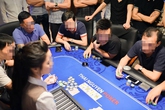Vén màn bí mật phía sau những giải đấu Bridge & Poker (3): Quản lí mơ hồ, manh nha cờ bạc Vén màn bí mật phía sau những giải đấu Bridge & Poker (3): Quản lí mơ hồ, manh nha cờ bạc