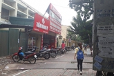 Hà Nội: Bắt đối tượng nổ súng bắn người trên đường Hồ Tùng Mậu Hà Nội: Bắt đối tượng nổ súng bắn người trên đường Hồ Tùng Mậu