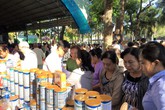 Vinamilk tiếp tục hành trình chăm sóc sức khỏe cho người cao tuổi trên cả nước Vinamilk tiếp tục hành trình chăm sóc sức khỏe cho người cao tuổi trên cả nước
