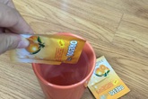 Cha mẹ hại con vì “sáng tạo” cách uống Oresol Cha mẹ hại con vì “sáng tạo” cách uống Oresol