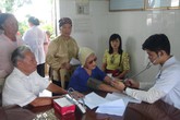 Nhân rộng mô hình tư vấn và chăm sóc người cao tuổi dựa vào cộng đồng Nhân rộng mô hình tư vấn và chăm sóc người cao tuổi dựa vào cộng đồng