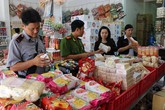 Phó Cục trưởng Cục ATTP: Nhiều thông tin mất an toàn thực phẩm đưa lên mạng... để câu like cho vui Phó Cục trưởng Cục ATTP: Nhiều thông tin mất an toàn thực phẩm đưa lên mạng... để câu like cho vui