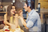 Làm sao để người đàn ông của mình quên được bạn gái cũ? Làm sao để người đàn ông của mình quên được bạn gái cũ?