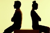 Người đàn ông nghèo quyết ly hôn vì bị vợ khinh 'ở rể' Người đàn ông nghèo quyết ly hôn vì bị vợ khinh 'ở rể'