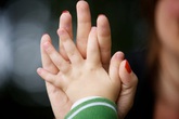 Thâm cung bí sử (105 - 5): Khát vọng làm mẹ Thâm cung bí sử (105 - 5): Khát vọng làm mẹ
