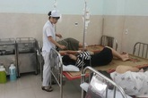 Vụ 26 người ngộ độc hải sản: Loại nước người bệnh cần uống trước khi đưa đến bệnh viện? Vụ 26 người ngộ độc hải sản: Loại nước người bệnh cần uống trước khi đưa đến bệnh viện?