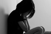 Chia tay người yêu, nữ sinh đại học ở Hà Nội nằng nặc đòi tự tử Chia tay người yêu, nữ sinh đại học ở Hà Nội nằng nặc đòi tự tử