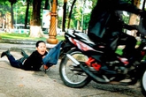 Người phụ nữ bị giật túi xách Zara chứa gần nửa tỷ đồng Người phụ nữ bị giật túi xách Zara chứa gần nửa tỷ đồng