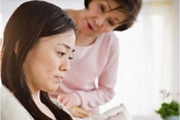 Mẹ đẻ "bóng gió" cấm con gái về nhà ngoại ăn Tết Mẹ đẻ "bóng gió" cấm con gái về nhà ngoại ăn Tết