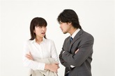 Cuộc chiến "không cân sức" giữa cô vợ tiểu thư và anh chồng gia trưởng Cuộc chiến "không cân sức" giữa cô vợ tiểu thư và anh chồng gia trưởng