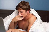 Hành động lén lút của người chồng tốt khiến tôi sốc nặng Hành động lén lút của người chồng tốt khiến tôi sốc nặng