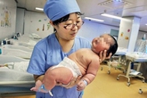 Nhất quyết cãi lời bác sĩ đòi sinh thường, bà mẹ ân hận vì đã hại con Nhất quyết cãi lời bác sĩ đòi sinh thường, bà mẹ ân hận vì đã hại con