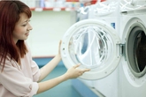 Tôi tiết kiệm nhờ học cách dùng 'hàng hiệu' của mẹ chồng Tôi tiết kiệm nhờ học cách dùng 'hàng hiệu' của mẹ chồng