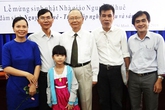 Vợ chồng bảo vệ thạc sĩ Hán Nôm đúng 10 năm ngày cưới Vợ chồng bảo vệ thạc sĩ Hán Nôm đúng 10 năm ngày cưới