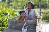 Lương Mạnh Hải khiến khán giả không nhận ra khi đóng vai ông nông dân Lương Mạnh Hải khiến khán giả không nhận ra khi đóng vai ông nông dân