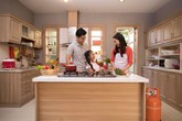 Giữ gia đình êm ấm, bắt đầu bằng việc giữ lửa Giữ gia đình êm ấm, bắt đầu bằng việc giữ lửa