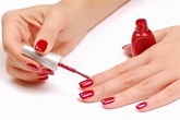 Dừng ngay việc sơn móng tay khi biết nó độc hại đến mức này Dừng ngay việc sơn móng tay khi biết nó độc hại đến mức này