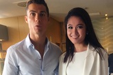 Á hậu Thùy Dung: "Ronaldo là người đàn ông lịch thiệp nhất mà tôi từng gặp" Á hậu Thùy Dung: "Ronaldo là người đàn ông lịch thiệp nhất mà tôi từng gặp"