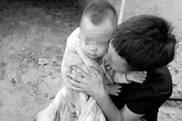 Bé 5 tuổi bị bắt cóc ngay khi đang ngủ cùng bố mẹ trong nhà Bé 5 tuổi bị bắt cóc ngay khi đang ngủ cùng bố mẹ trong nhà