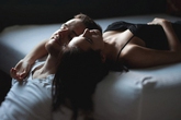 Trót dại khi lỡ lên giường với chồng của bạn thân Trót dại khi lỡ lên giường với chồng của bạn thân