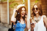 Ngày 20/10, phụ nữ độc thân nên làm gì? Ngày 20/10, phụ nữ độc thân nên làm gì?