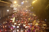 Hà Nội mưa tầm tã, đường tắc nghẹt thở khắp ngả Hà Nội mưa tầm tã, đường tắc nghẹt thở khắp ngả