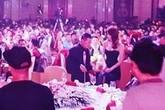 Ngọc Trinh "nóng bỏng" ra mắt cùng người tình tại Thượng Hải Ngọc Trinh "nóng bỏng" ra mắt cùng người tình tại Thượng Hải
