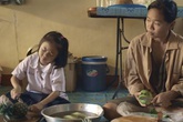Bài học người mẹ bán trái cây dạo, không được học hành dạy con khiến ai cũng ngả mũ nể phục Bài học người mẹ bán trái cây dạo, không được học hành dạy con khiến ai cũng ngả mũ nể phục