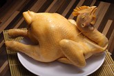 Thấy tôi luộc gà đông lạnh giòn da chắc thịt, mẹ chồng cũng phải hỏi xin bí quyết của con dâu Thấy tôi luộc gà đông lạnh giòn da chắc thịt, mẹ chồng cũng phải hỏi xin bí quyết của con dâu
