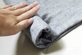 Không cần ủi, là mà quần áo vẫn phẳng phiu nhờ những mẹo cực đơn giản Không cần ủi, là mà quần áo vẫn phẳng phiu nhờ những mẹo cực đơn giản
