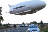 Máy bay lớn nhất thế giới Airlander 10 bị rơi, phá huỷ hoàn toàn Máy bay lớn nhất thế giới Airlander 10 bị rơi, phá huỷ hoàn toàn
