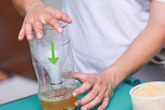 5 mẹo đơn giản nhưng cần làm ngay để đuổi muỗi ra khỏi nhà 5 mẹo đơn giản nhưng cần làm ngay để đuổi muỗi ra khỏi nhà