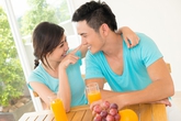 Giữ hạnh phúc bằng lời nói, hãy "khóa chặt" chàng bằng những câu thần chú mỗi ngày Giữ hạnh phúc bằng lời nói, hãy "khóa chặt" chàng bằng những câu thần chú mỗi ngày