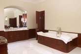 Người giàu nhất Trung Quốc sống trông ngôi nhà như thế này đây Người giàu nhất Trung Quốc sống trông ngôi nhà như thế này đây