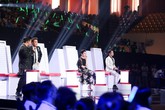 Quang Lê bực bội khi Ngọc Sơn ép thí sinh hát theo ý của mình Quang Lê bực bội khi Ngọc Sơn ép thí sinh hát theo ý của mình