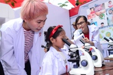Cuộc sống của cô bé “homeschool”: Chưa đi học nhưng đã phát triển nhiều kỹ năng Cuộc sống của cô bé “homeschool”: Chưa đi học nhưng đã phát triển nhiều kỹ năng