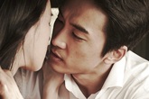 Yêu chồng rất nhiều nhưng vẫn... "say nắng phi công trẻ" Yêu chồng rất nhiều nhưng vẫn... "say nắng phi công trẻ"