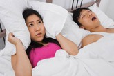 Chỉ vì những thói quen rất nhỏ khi đi ngủ này, nhiều cô vợ đã quyết tâm bỏ chồng Chỉ vì những thói quen rất nhỏ khi đi ngủ này, nhiều cô vợ đã quyết tâm bỏ chồng