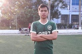 Chàng thủ khoa “lớn lên cùng bóng đá” Chàng thủ khoa “lớn lên cùng bóng đá”