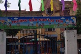 Hà Nội: Trường mầm non có nhiều trẻ nghi ngộ độc "không lưu mẫu thức ăn" Hà Nội: Trường mầm non có nhiều trẻ nghi ngộ độc "không lưu mẫu thức ăn"