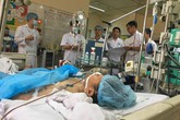 Vụ 8 người tử vong khi chạy thận: "Xảy ra sự cố, vội vàng từ chức khác gì phản bội anh em!" Vụ 8 người tử vong khi chạy thận: "Xảy ra sự cố, vội vàng từ chức khác gì phản bội anh em!"