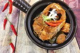 Trời lạnh ăn cá kho chuối xanh thì bao nhiêu cơm cũng hết sạch Trời lạnh ăn cá kho chuối xanh thì bao nhiêu cơm cũng hết sạch
