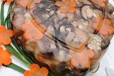 Thịt lợn nấu đông - món ăn ngày Tết không thể thiếu ở miền Bắc Thịt lợn nấu đông - món ăn ngày Tết không thể thiếu ở miền Bắc