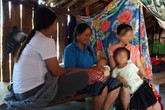 Chuyện ở nơi những bé gái 13-14 tuổi đã lấy chồng Chuyện ở nơi những bé gái 13-14 tuổi đã lấy chồng