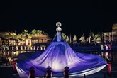 "Chạm tới yêu thương" - điểm nhấn đẹp tại Công viên Ấn tượng Hội An "Chạm tới yêu thương" - điểm nhấn đẹp tại Công viên Ấn tượng Hội An