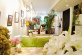 Cô gái độc thân sở hữu 1 nhà hàng và 1 căn nhà lúc nào cũng ngập tràn màu sắc của các loại hoa Cô gái độc thân sở hữu 1 nhà hàng và 1 căn nhà lúc nào cũng ngập tràn màu sắc của các loại hoa