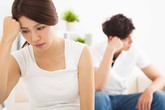 Muốn ly hôn vì chồng không biết kiếm tiền Muốn ly hôn vì chồng không biết kiếm tiền